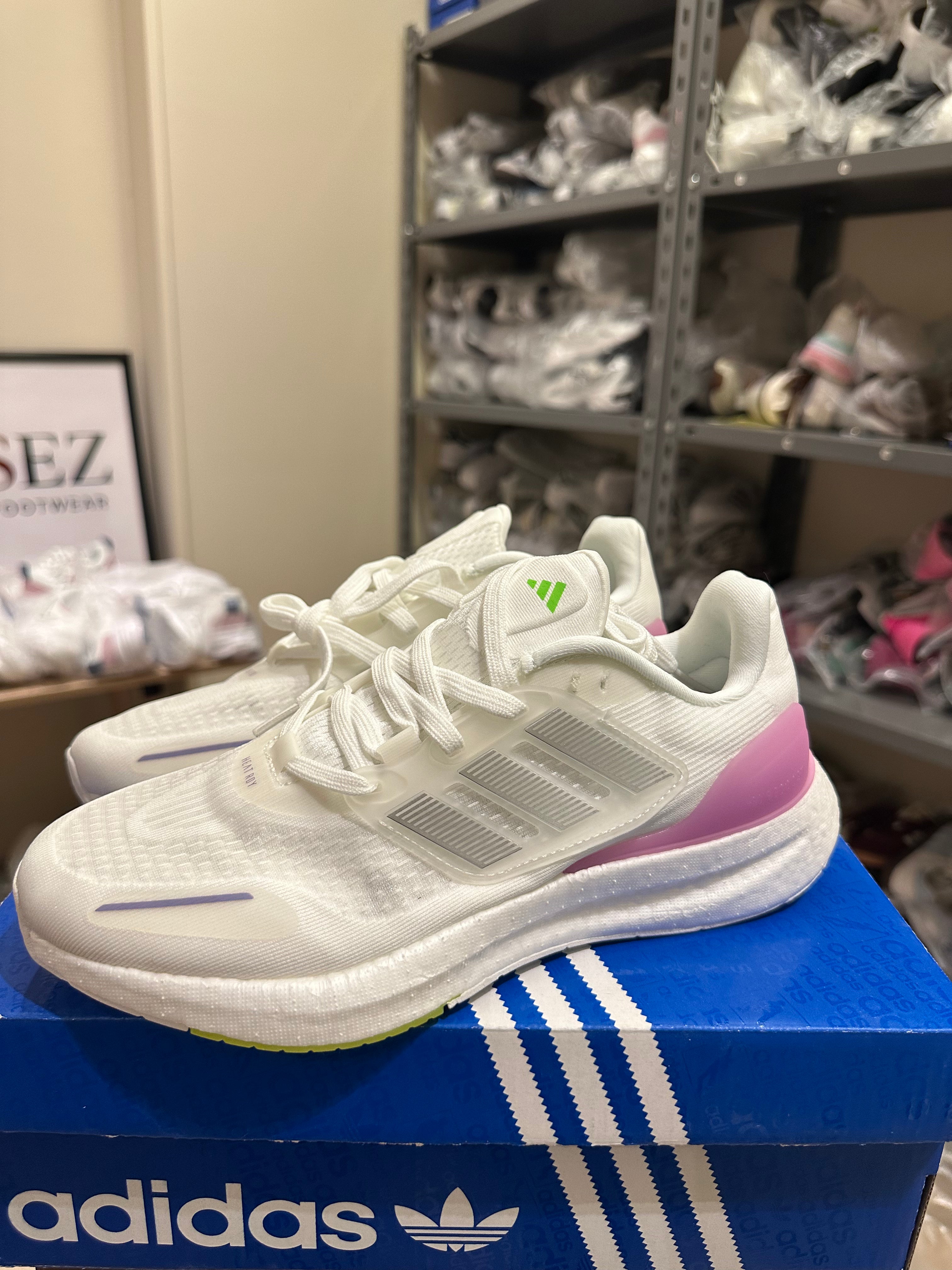 Adidas pureboost  pink&white